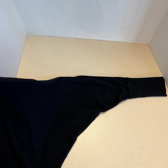 Elle Brand Black Cardigan Size Small - Picture 3 of 5